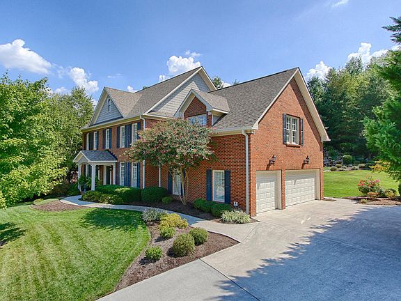 2nd image of 7400 Bellingham Dr