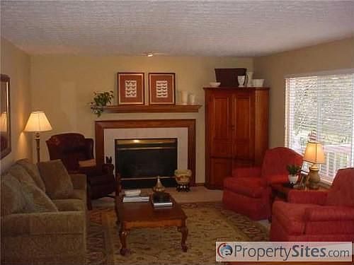 4th image of 2396 N Ziner Cres