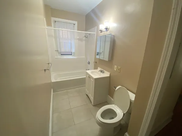 119 Peterborough St APT 6, Boston, MA 02215