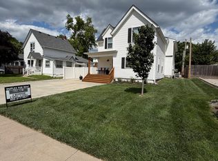 3826 S 47th St #2, Lincoln, NE 68506