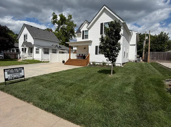 3826 S 47th St #2, Lincoln, NE 68506