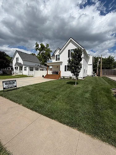 3826 S 47th St #2 Photo 1