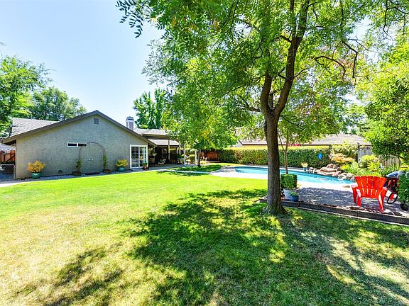 5th image of 1718 Chelsea Way