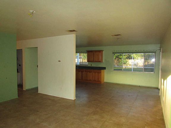4th image of 2268 SE Rich St