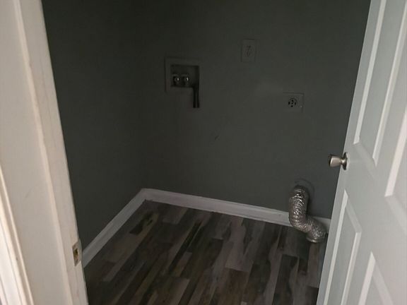 2nd image of 11446 Ashefield Ln