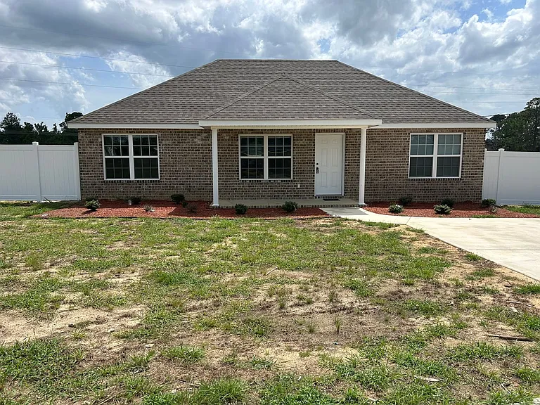 1228 Orange St — Photo 1