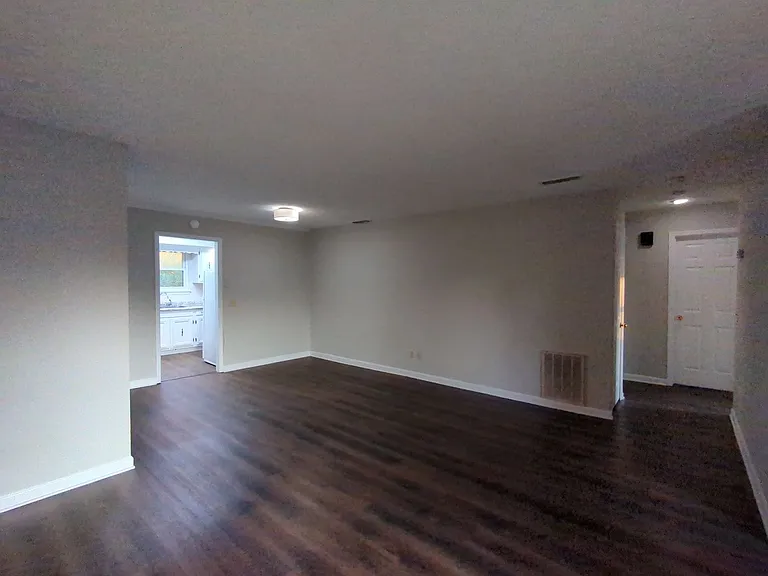 4669 Cary Ln — Photo 10