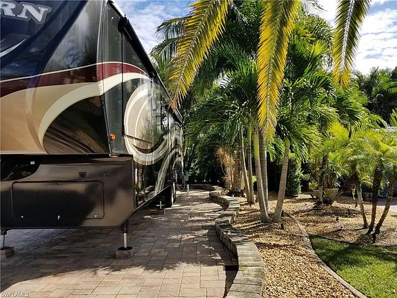 4th image of 10456 Nightwood Dr