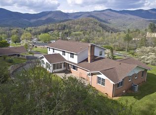 183 Beta Circle Dr, Sylva, NC 28779