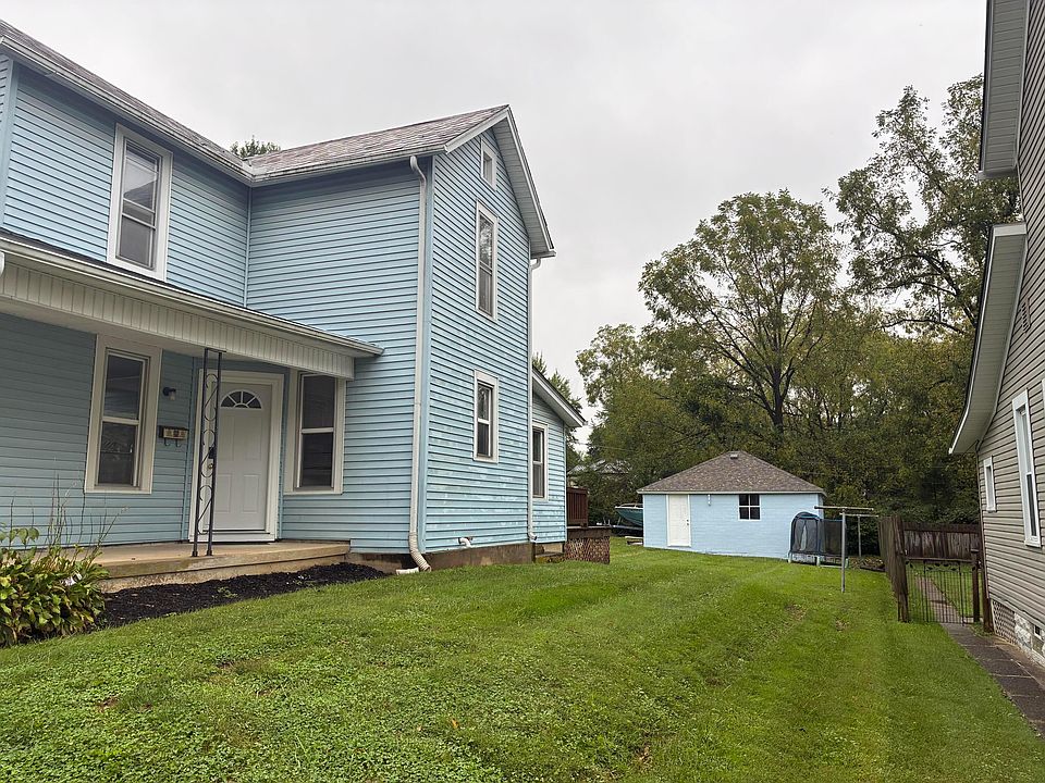 2nd image of 1318 W Maple St