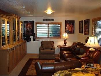4th image of 6640 Linda Vista Blvd