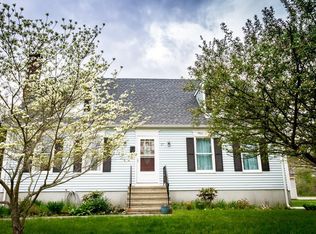 27 Barber St, Medway, MA 02053