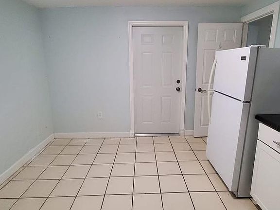 5th image of 10580 SW 161st Ter #1A