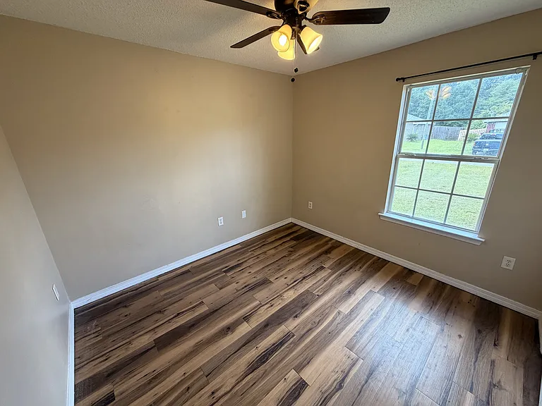 7212 Bogey Ln — Photo 5