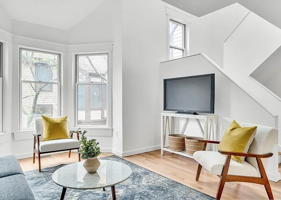 47 Cogswell Ave #27