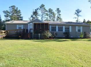 109 Ozzie Ln, Woodbine, GA 31569