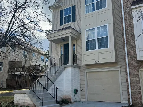 47379 Darkhollow Falls Ter, Sterling, VA 20165