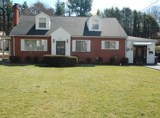 308 Oakhurst Ave, Bluefield, WV