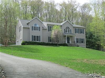 1st image of 261 W Shore Dr