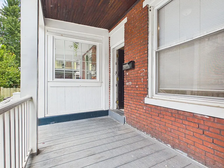2163 Logan St — Photo 4