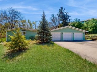 31 Diana Rd, Portage, IN 46368