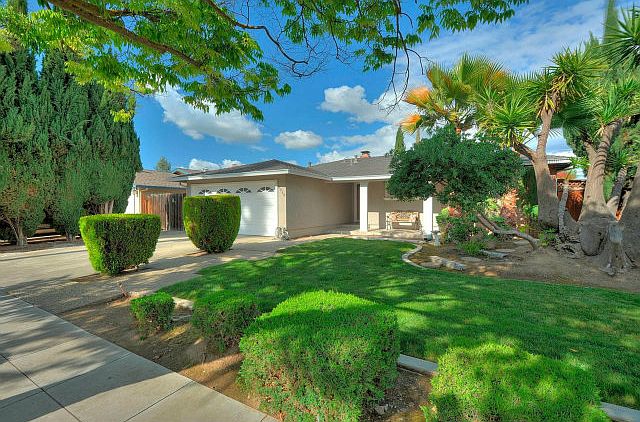 2nd image of 5258 Larchwood Dr
