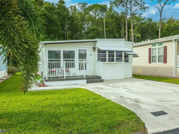 310 Fountain View Blvd, North Fort Myers, FL 33903