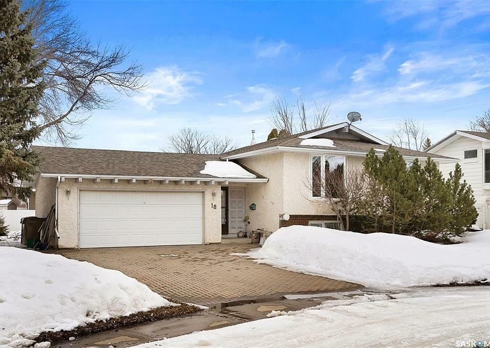 1st image of 18 Crittenden Pl