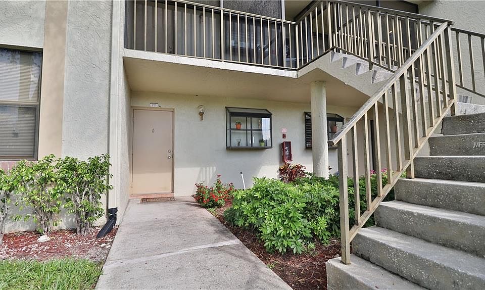 1st image of 2073 Skimmer Ct W APT 215