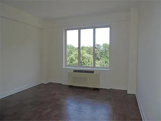 Rented by essential NEW YORK Real Estate | media 30