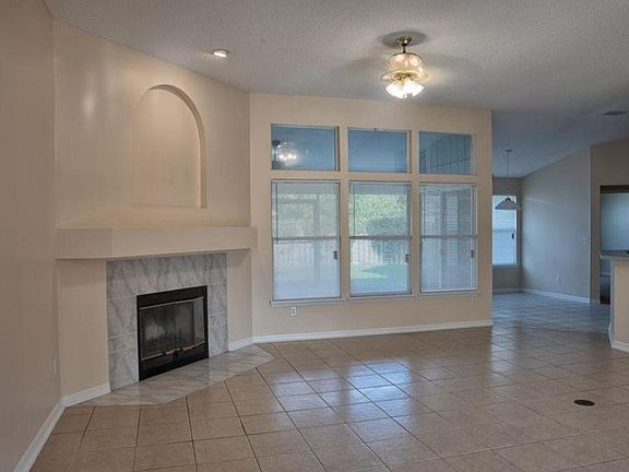 3rd image of 4756 Yellow Star Ln W