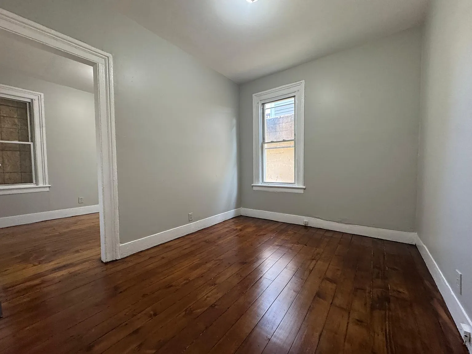2 bed, 900 sqft, $2,495 — Photo 3