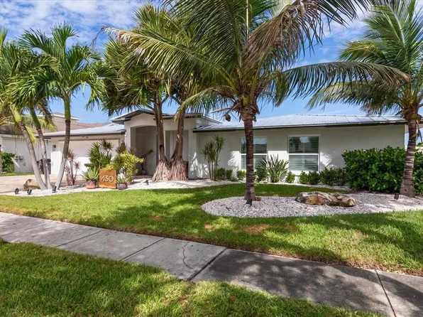 430 PALM ISLAND SE, CLEARWATER BEACH, FL 33767