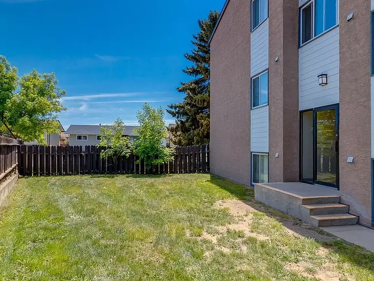 68 Cypress Way SE — Photo 20