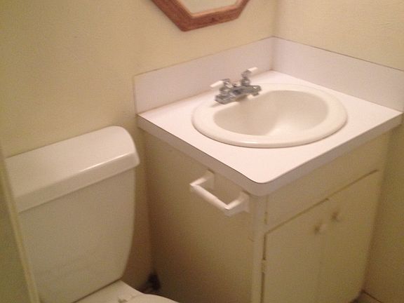 5th image of 204 Daisy St #B