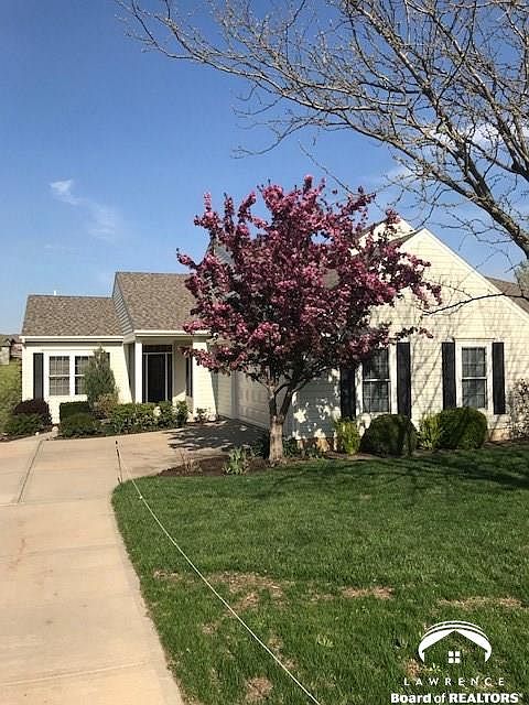 1st image of 5810 Longleaf Dr
