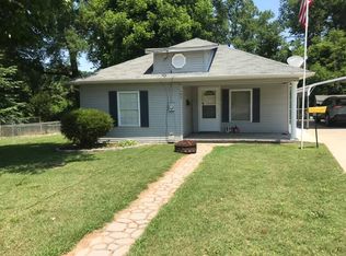 143 E 3rd St, Gaffney, SC 29340