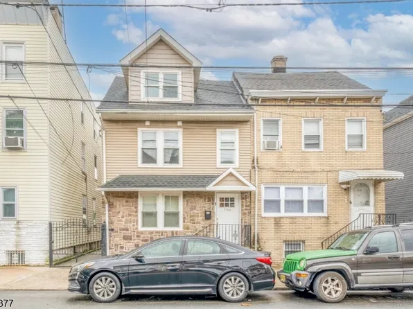156 New York Ave, Newark, NJ 07105