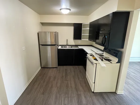 11040 S Kilbourn Ave APT 6, Oak Lawn, IL 60453