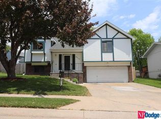 5717 N 107th St, Omaha, NE 68134