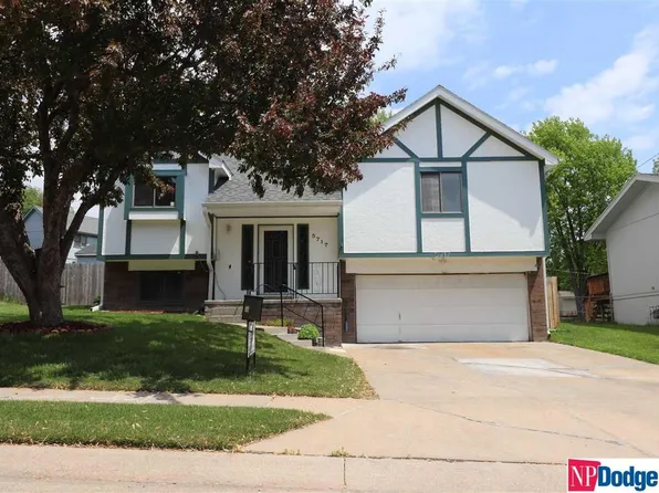 5717 N 107th St, Omaha, NE 68134