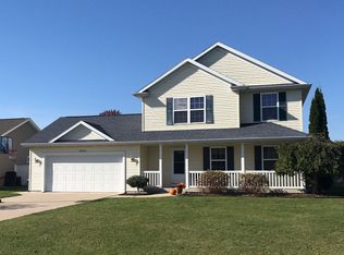 8457 Waxwing Dr, Freeland, MI 48623