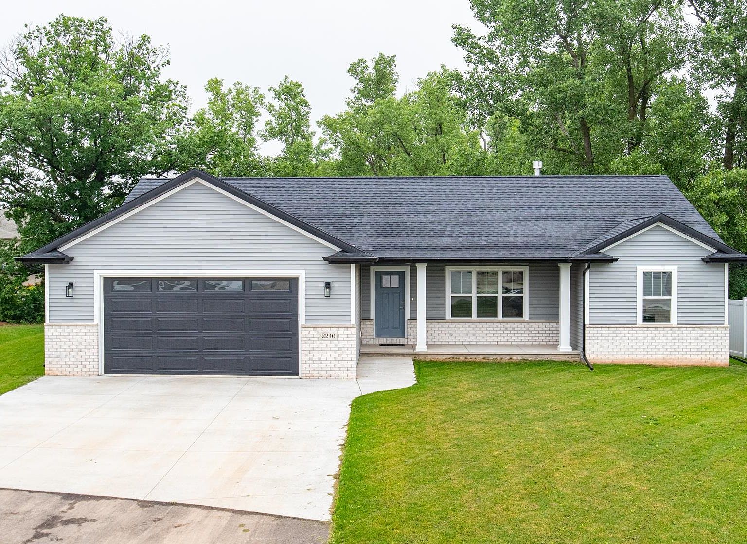 E⭐︎House 54 E 64th St, New York, NY 10065 | Zillow