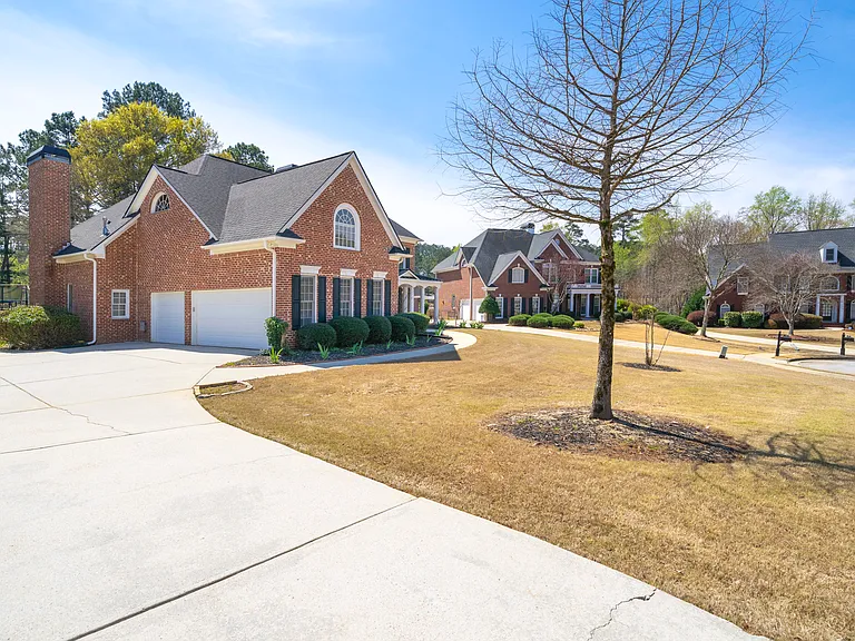 130 Candler Ct — Photo 42