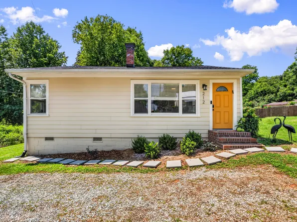 212 W Hill Ave S, Hillsborough, NC 27278