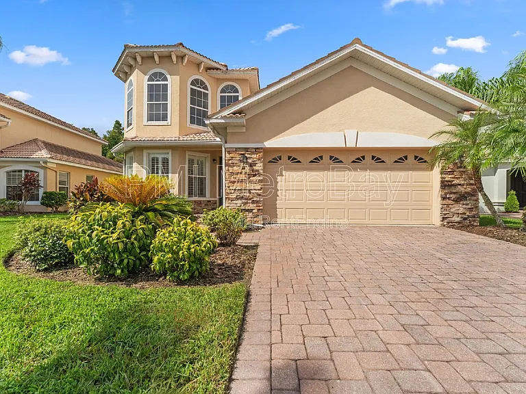 10886 Cory Lake Dr — Photo 1