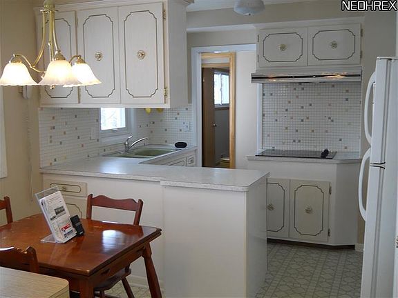 4th image of 6873 Lantern Ln