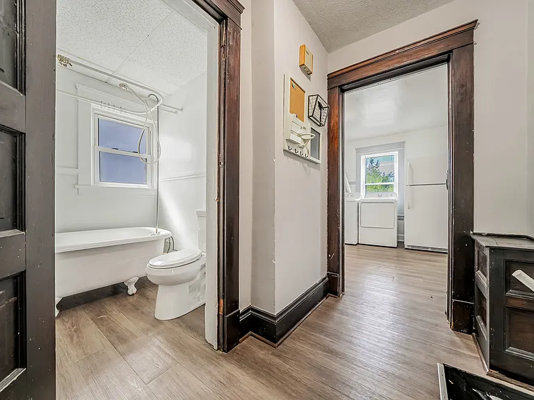 14520 Bayes Ave — Photo 12