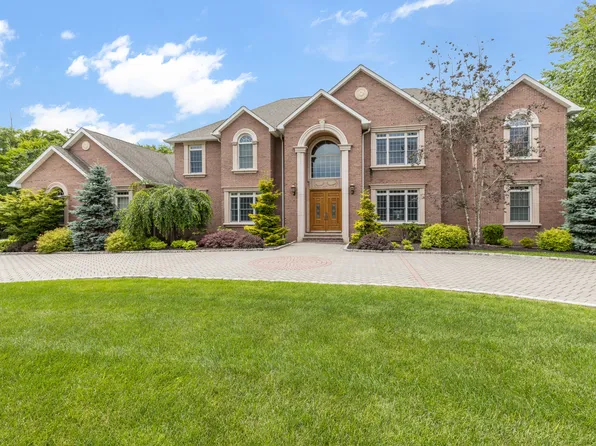 73 Change Bridge Rd, Montville, NJ 07045