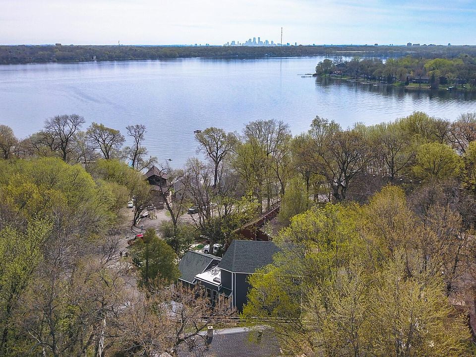 2535 W Medicine Lake Dr, Plymouth, MN 55441 Zillow